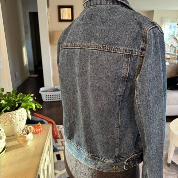 Jones, New York Jean jacket size 4 - Picture 3 of 4